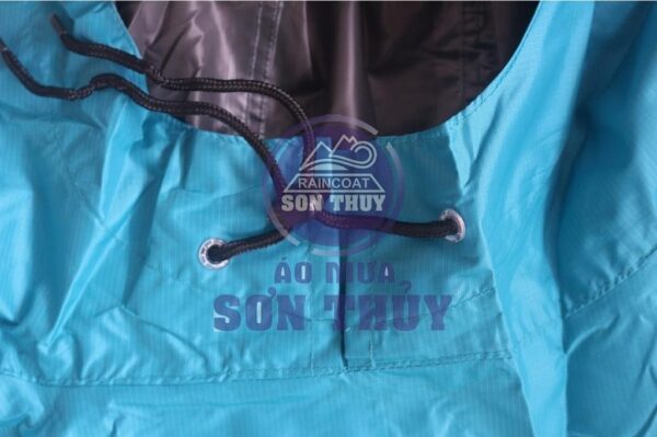 ao-mua-canh-doi-son-thuy-k24-4-600x399-1 Áo mưa cánh dơi Sơn Thủy K24 - Ảnh 5