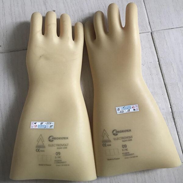 gang-tay-cach-dien-cao-ap-regeltex-26-5kv-2-600x600-1 Găng tay cách điện cao áp Regeltex Class 3 - Ảnh 3