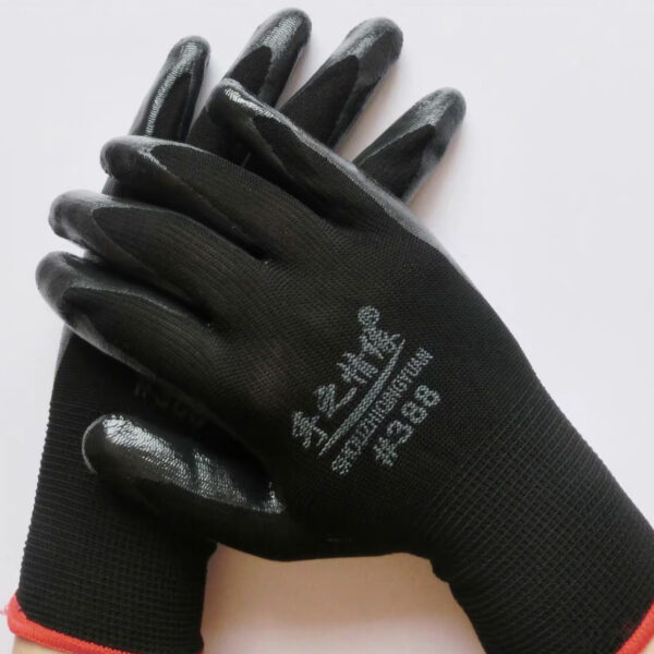 gang-tay-len-388-phu-son-den-2-600x600-1 Găng tay len 388 phủ sơn đen 50g - Ảnh 3